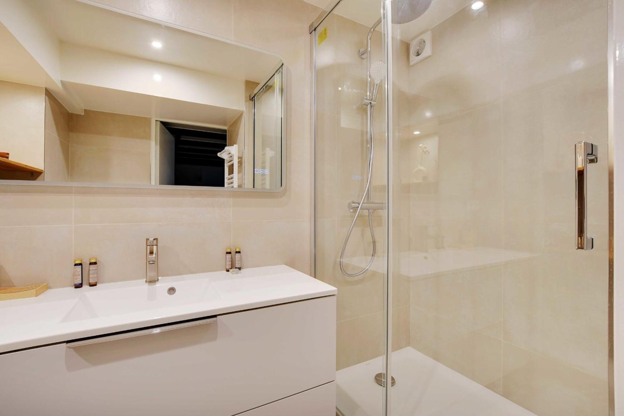פריז Cozy Apartment - 1Br-4P - Place Des Victoires מראה חיצוני תמונה